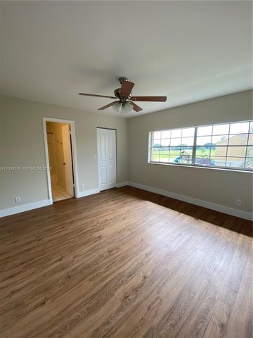 1835 SW 81st Ave 3-13, Davie, FL 33324