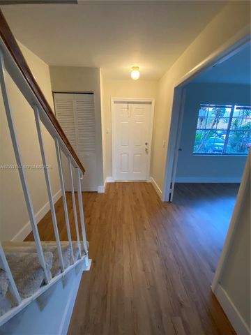 1835 SW 81st Ave 3-13, Davie, FL 33324