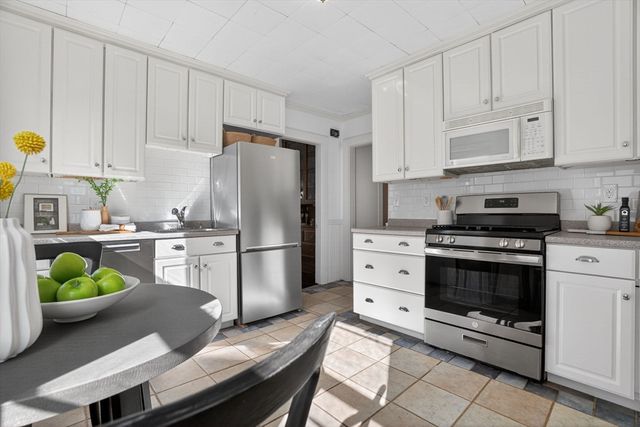 69 Bradfield Ave 1, Boston, MA 02131