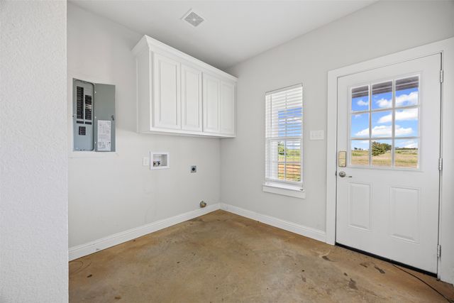 172 Edna Road, Waxahachie, TX 75165