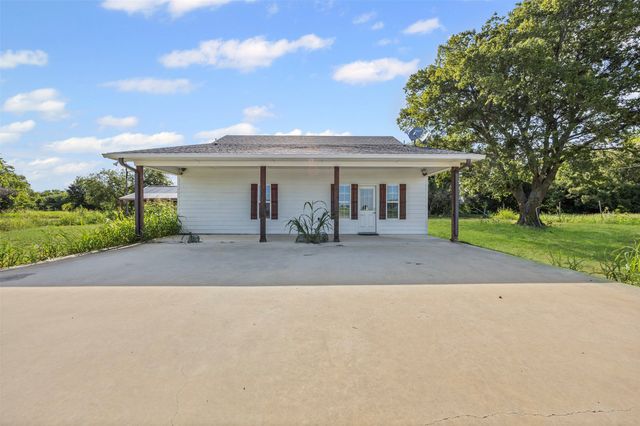 172 Edna Road, Waxahachie, TX 75165