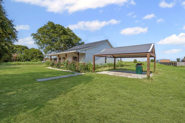172 Edna Road, Waxahachie, TX 75165