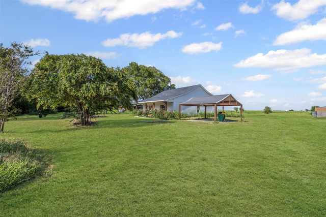 172 Edna Road, Waxahachie, TX 75165