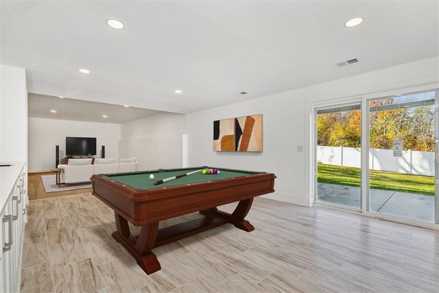 702 S Oak Street, Buchanan, MI 49107