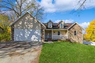 702 S Oak Street, Buchanan, MI 49107