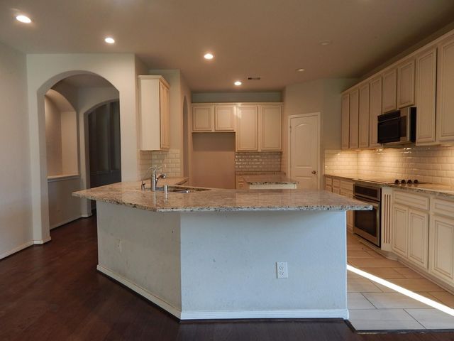 9155 White Tail Drive, Conroe, TX 77303