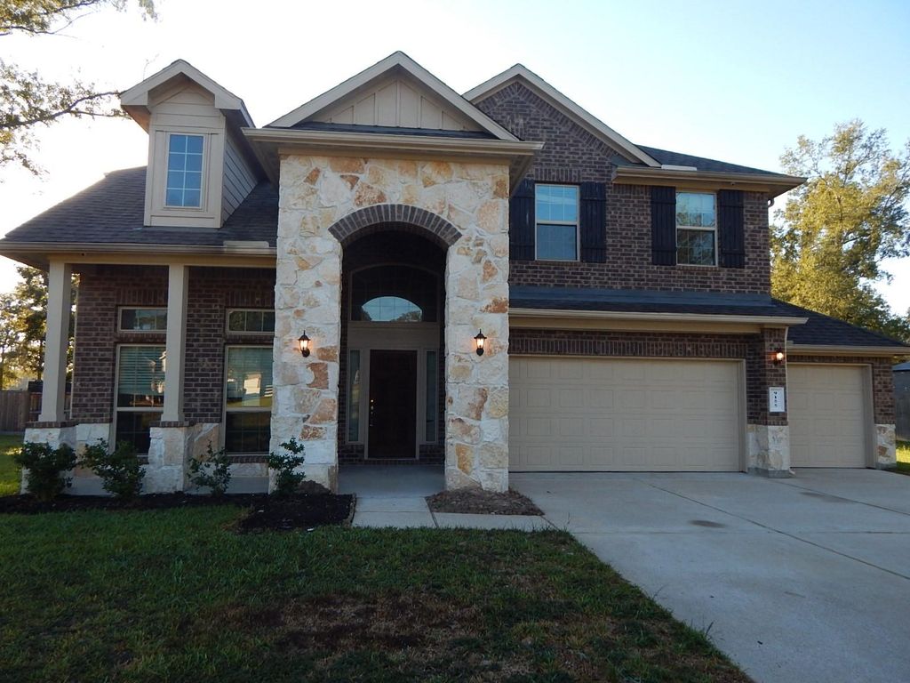 9155 White Tail Drive, Conroe, TX 77303
