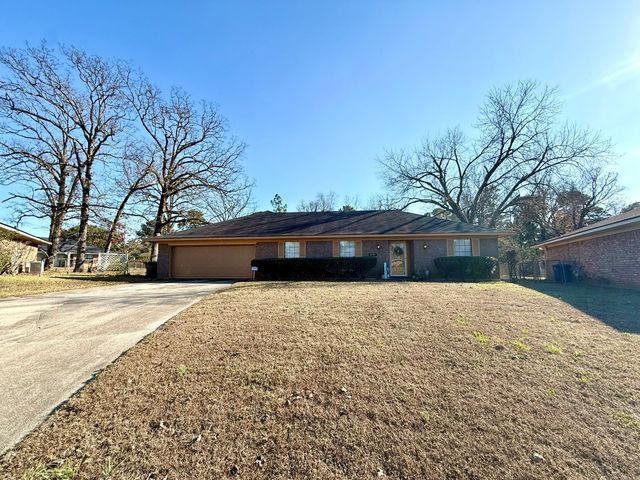 6335 Ernwood Circle, Shreveport, LA 71119