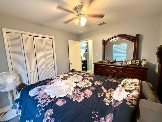 6335 Ernwood Circle, Shreveport, LA 71119