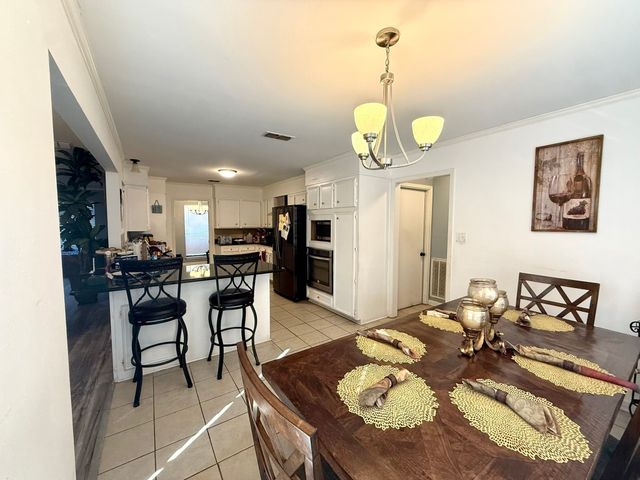 6335 Ernwood Circle, Shreveport, LA 71119