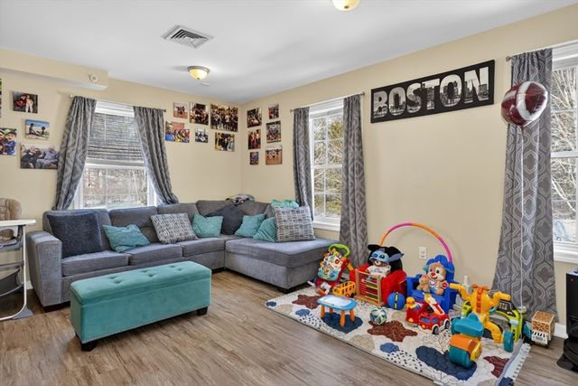 36 Webb Brook Rd 3, Billerica, MA 01821