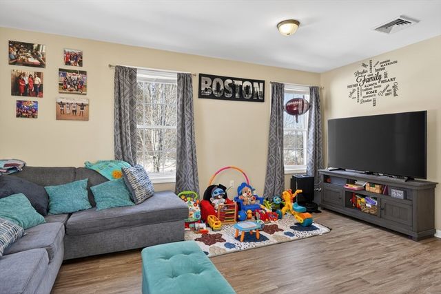 36 Webb Brook Rd 3, Billerica, MA 01821