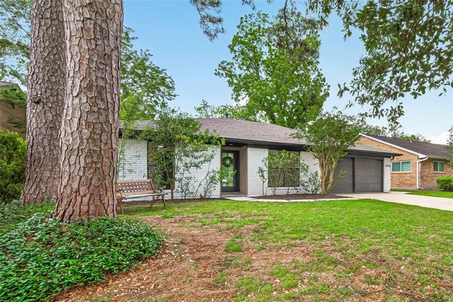 6003 Benning Drive, Houston, TX 77096