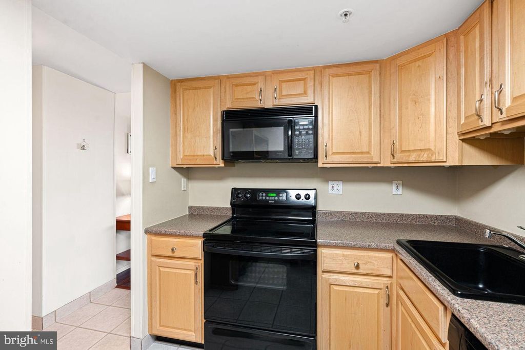 2001 HAMILTON ST #723, PHILADELPHIA, PA 19130 — photo 5