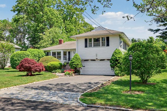 70 Richbell Road, White Plains, NY 10605