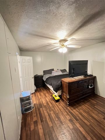 4215 Lanark Drive, Cresson, TX 76035