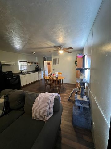 4215 Lanark Drive, Cresson, TX 76035
