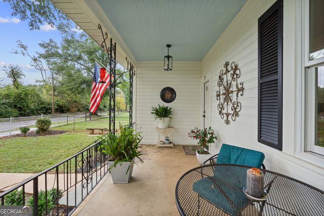 39 Litchfield Street, Cartersville, GA 30120