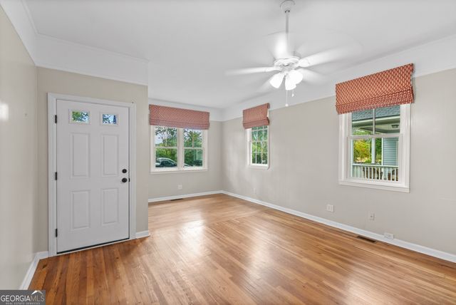 39 Litchfield Street, Cartersville, GA 30120
