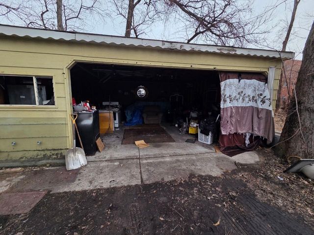 14131 Lincoln Avenue, Dolton, IL 60419