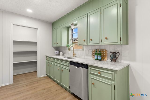 6407 Landmark Drive, Waco, TX 76710