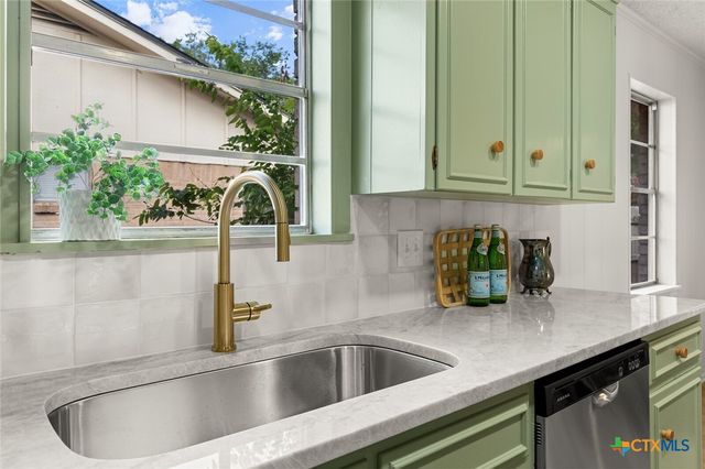6407 Landmark Drive, Waco, TX 76710