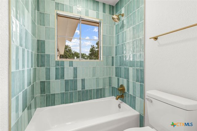 6407 Landmark Drive, Waco, TX 76710