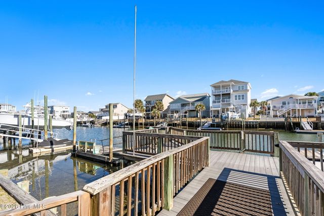 128 Charlotte Street, Holden Beach, NC 28462