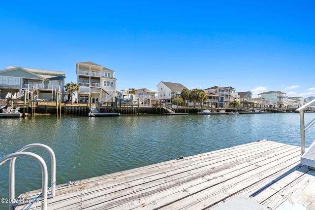 128 Charlotte Street, Holden Beach, NC 28462