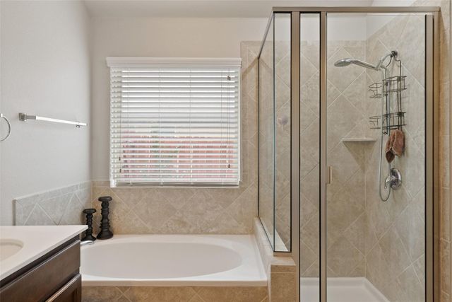 5980 Heron DR, Buda, TX 78610