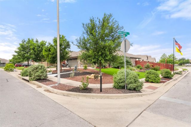 5980 Heron DR, Buda, TX 78610