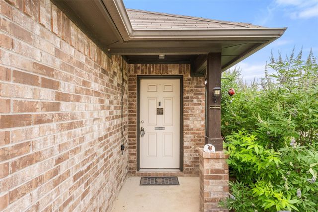 5980 Heron DR, Buda, TX 78610