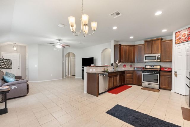 5980 Heron DR, Buda, TX 78610