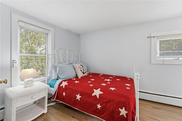 34 Platt Street, Bristol, RI 02809