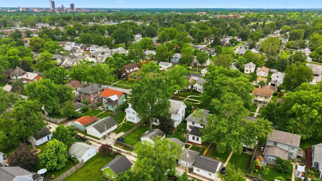 2706 West Drive, Fort Wayne, IN 46805