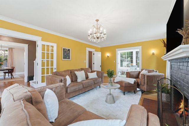 2706 West Drive, Fort Wayne, IN 46805
