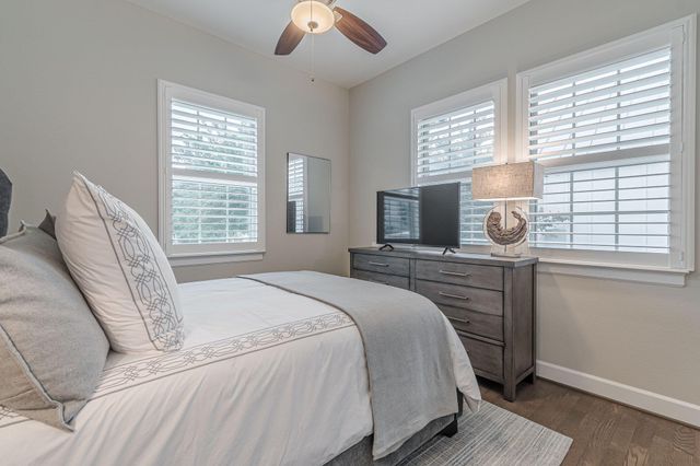 213 Sowing Oak DR, San Marcos, TX 78666