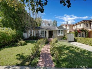 4231 Stern, Sherman Oaks, CA 91423
