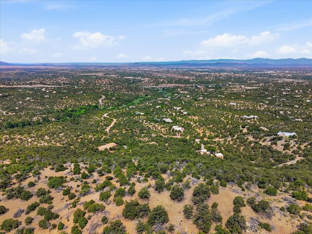 86 Coyote Mountain Road, Santa Fe, NM 87505