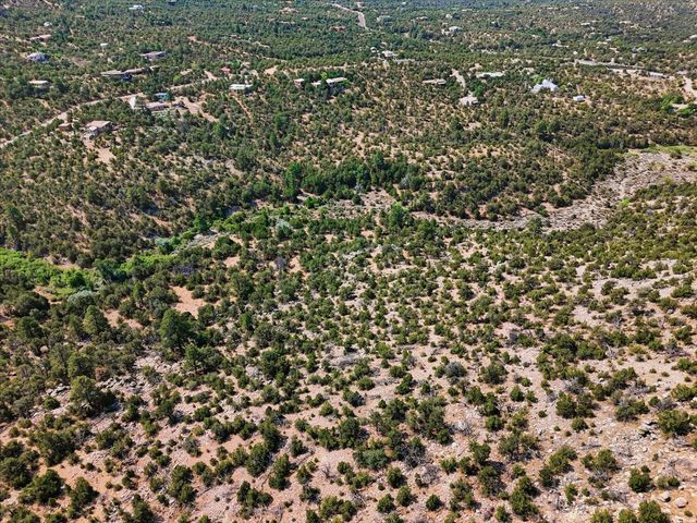 86 Coyote Mountain Road, Santa Fe, NM 87505