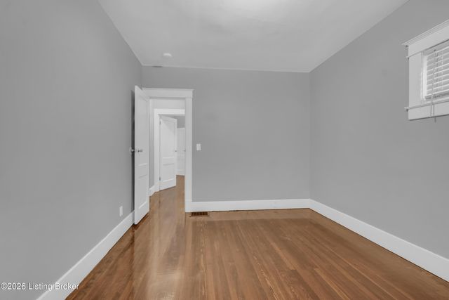 3222 W Market St, Louisville, KY 40212