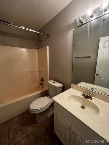 8706 Stoneridge Place, Montgomery, AL 36117