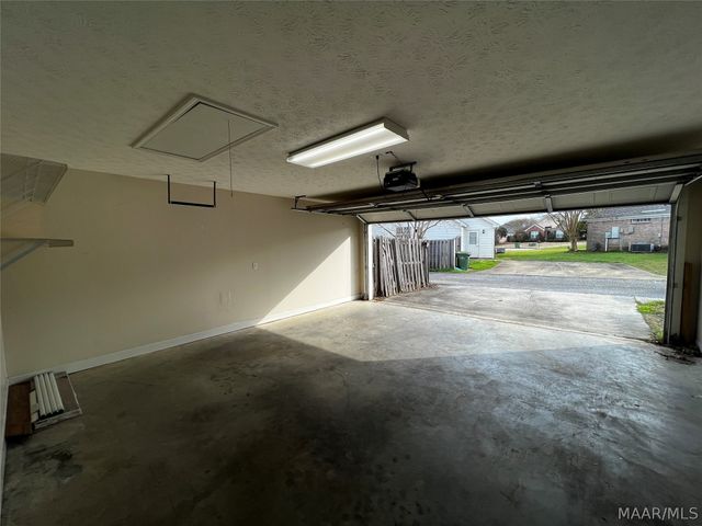 8706 Stoneridge Place, Montgomery, AL 36117