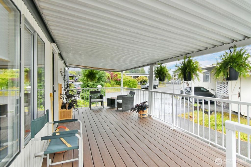 13320 Highway 99 #54, Everett, WA 98204