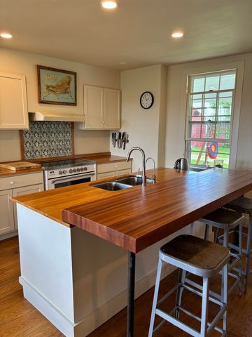 1267 Kelley Hill Road, Pawlet, VT 05761