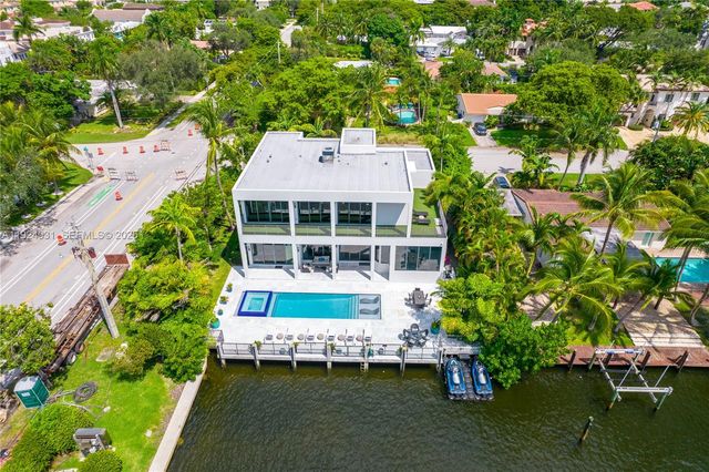 2700 NE 18th St, Fort Lauderdale, FL 33305