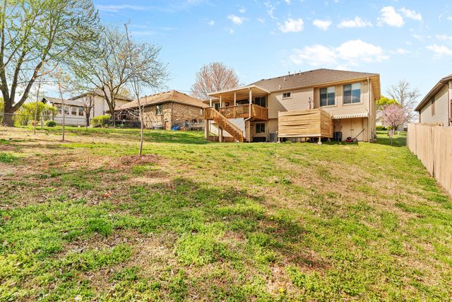 2020 West Cantebury Street, Springfield, MO 65810