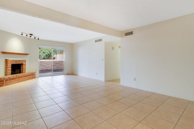 4223 E Presidio Road, Tucson, AZ 85712