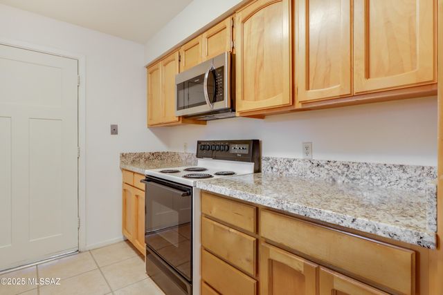 4223 E Presidio Road, Tucson, AZ 85712