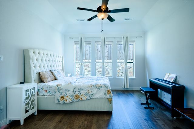 3933 Ironbark Way, Mckinney, TX 75071